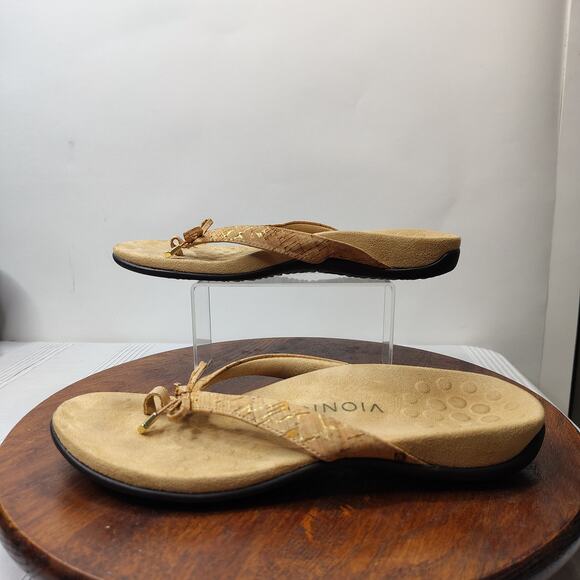 Vionic Bella Flip Flop Thong Sandals Womens 8 Gold Cork Tan Color - Picture 2 of 7